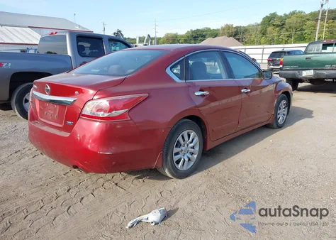 2013 Nissan Altima 2.5 S z USA, uszkodzony, nr VIN 1N4AL3AP9DN566472